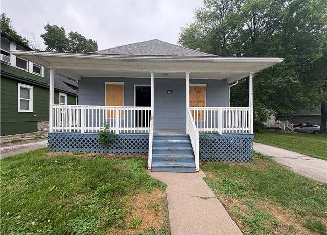 Property at 203 N Crysler Ave, Independence, MO 64050, 3 beds, 1 bath