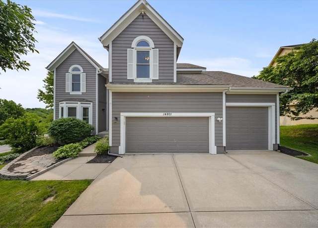 Property at 14801 W 70th St, Shawnee, KS 66216, 4 beds, 3.5 baths