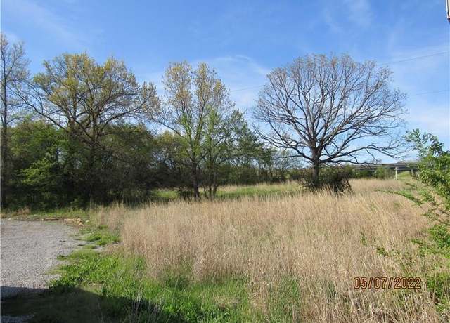 Property at 14650 Holmes Rd, Kansas City, MO 64145