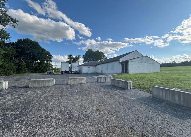 Property at 9775 Swartz Rd, Edwardsville, KS 66111, 2 beds, 2 baths