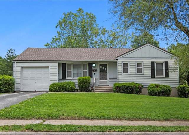 Property at 3501 N Delaware St, Independence, MO 64050, 3 beds, 1.5 baths