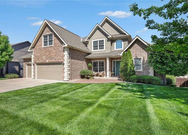 Property at 4307 N 110th Ter, Kansas City, KS 66109, 5 beds, 3.5 baths