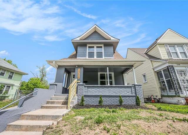 Property at 2206 E 30th St, Kansas City, MO 64109, 3 beds, 2 baths