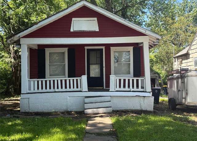 Property at 7236 Wabash Ave, Kansas City, MO 64132, 2 beds