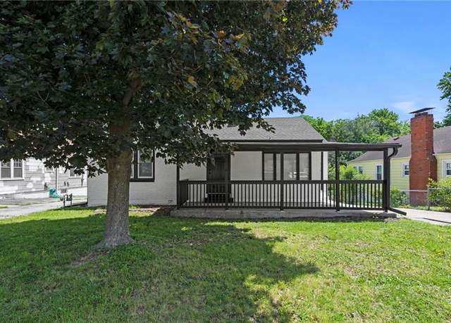 Property at 2317 S Maywood Ave, Independence, MO 64052, 4 beds, 2 baths