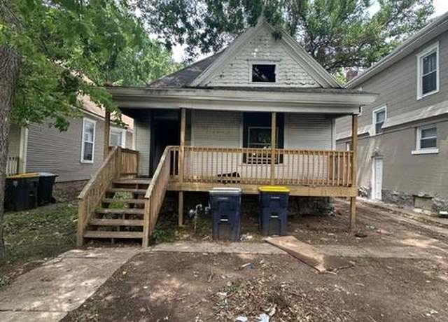 Property at 3222 E 11th St, Kansas City, MO 64127, 2 beds, 1 bath