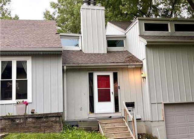Property at 7407 W 56th Ter, Overland Park, KS 66202, 2 beds, 2 baths