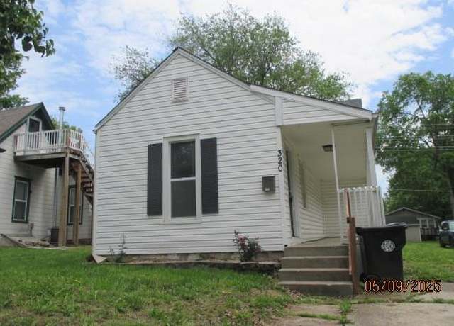 Property at 320 N Campbell St, Pleasant Hill, MO 64080, 2 beds, 1 bath