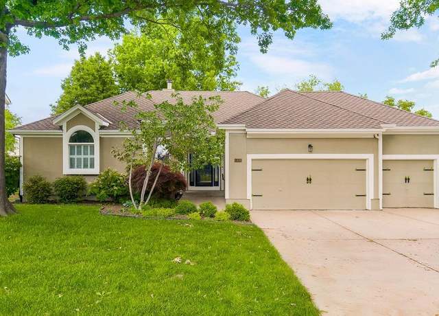 Property at 5408 W 153rd St, Leawood, KS 66224, 4 beds, 2.5 baths