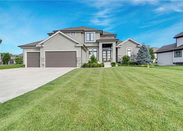 Property at 15716 Canterbury St, Overland Park, KS 66085, 6 beds, 5.5 baths