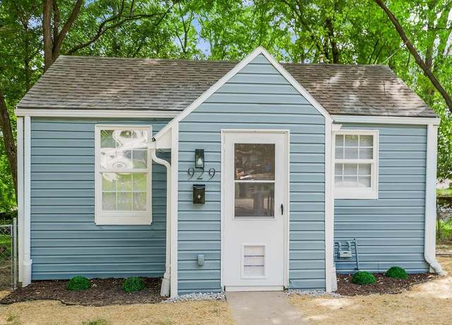 Property at 929 S Pope Ave, Independence, MO 64050, 2 beds, 1.5 baths