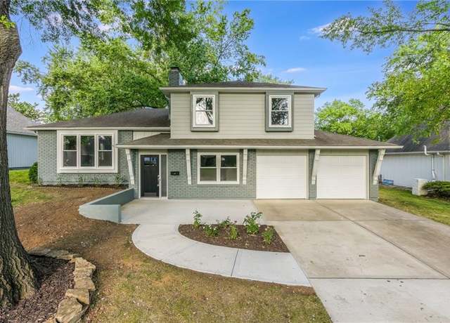 Property at 9909 Juniper Ln, Overland Park, KS 66207, 4 beds, 2.5 baths