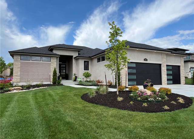 Property at 12204 W 171st St, Overland Park, KS 66221, 5 beds, 4.5 baths