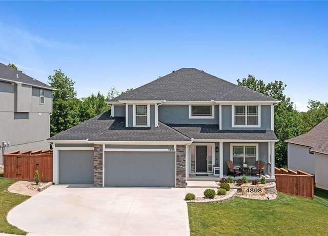 Property at 4808 NE 88th St, Kansas City, MO 64156, 5 beds, 4 baths