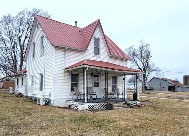 Property at 23958 NW 1980 Rd, Garnett, KS 66032, 5 beds, 2 baths