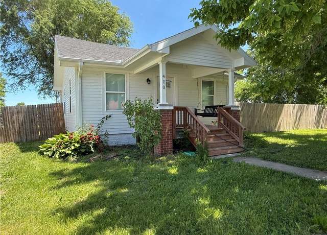 Property at 410 E Elm St, Orrick, MO 64077, 2 beds, 1 bath