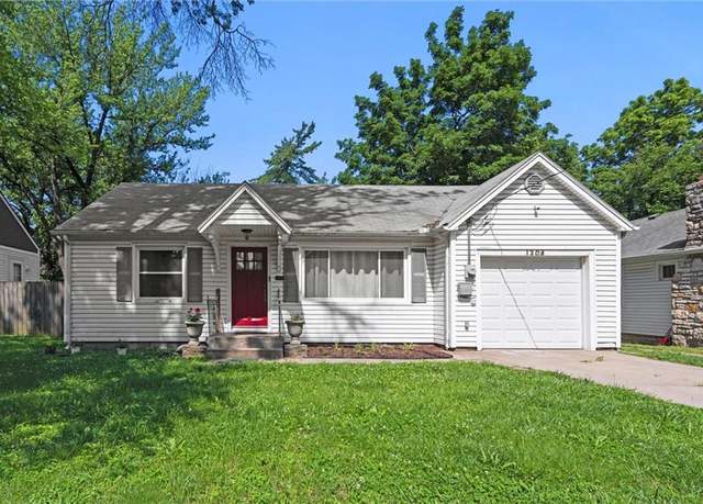 Property at 1304 6th Ave, Leavenworth, KS 66048, 3 beds, 2 baths