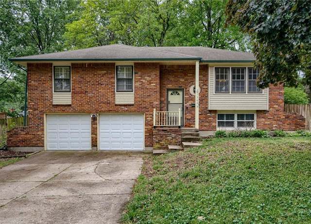 Property at 15609 E 43rd St S, Independence, MO 64055, 3 beds, 2 baths