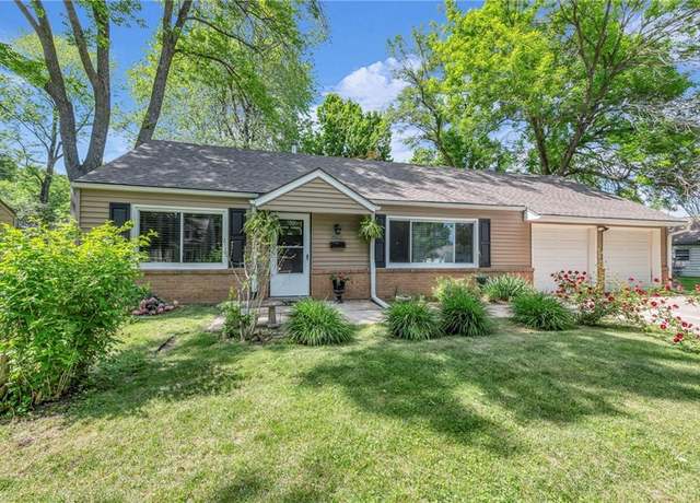 Property at 2108 W 78th St, Prairie Village, KS 66208, 3 beds, 1 bath
