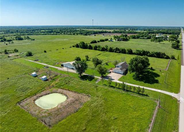 Property at 22029 Hwy 59 Hwy, Parsons, KS 67357, 4 beds, 2.5 baths