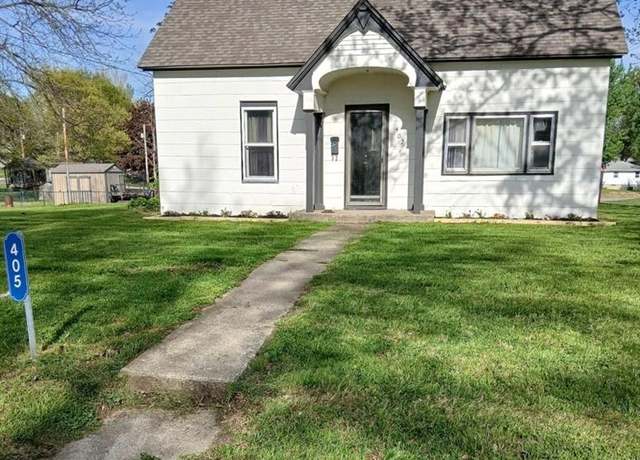 Property at 405 S Walnut St, Plattsburg, MO 64477, 2 beds, 1 bath
