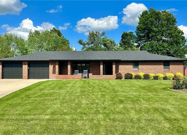 Property at 2112 Mariner Rd, Trenton, MO 64683, 3 beds, 3 baths