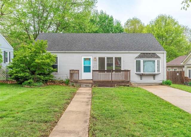 Property at 2924 S 29th St, St Joseph, MO 64503, 3 beds, 1 bath