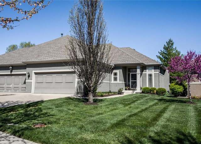 Property at 24532 W 110th St, Olathe, KS 66061, 3 beds, 2.5 baths
