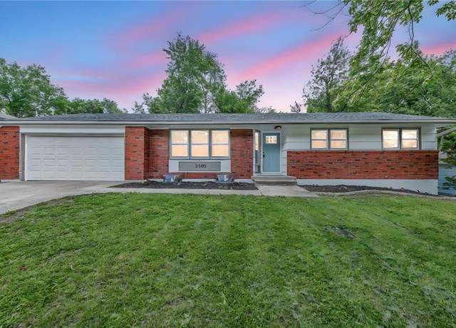 Property at 5005 S Grand Ave, Independence, MO 64055, 3 beds, 3 baths