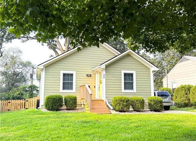 Property at 409 W 86th St, Kansas City, MO 64114, 2 beds, 1 bath
