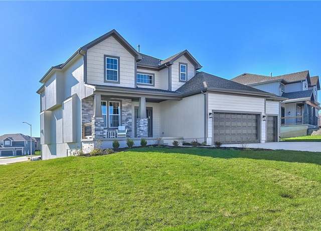 Property at 11477 S Langley St, Olathe, KS 66061, 5 beds, 4 baths