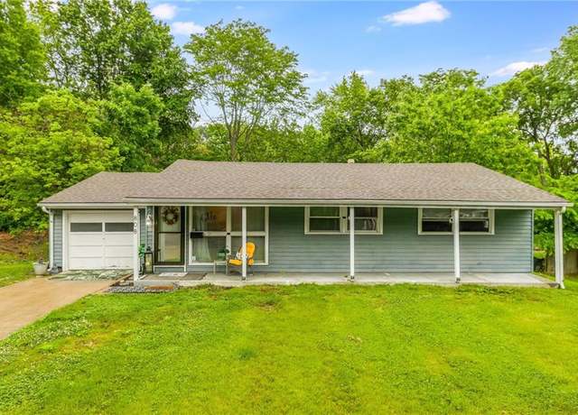 Property at 808 NE 62nd St, Gladstone, MO 64118, 3 beds, 1 bath