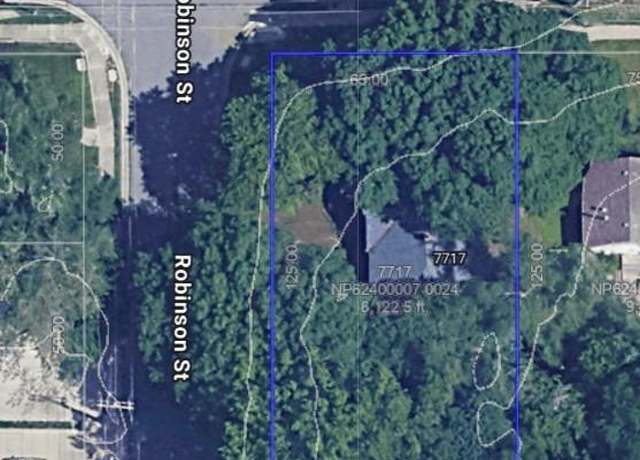Property at 7717 W 80th St, Overland Park, KS 66204