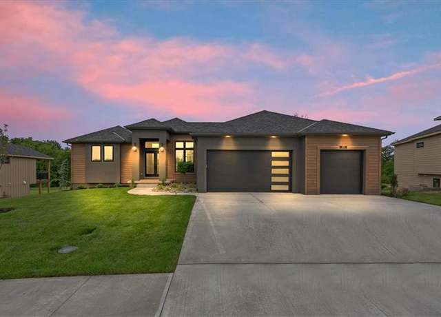 Property at 8720 N Lewis Ave, Kansas City, MO 64157, 4 beds, 3.5 baths