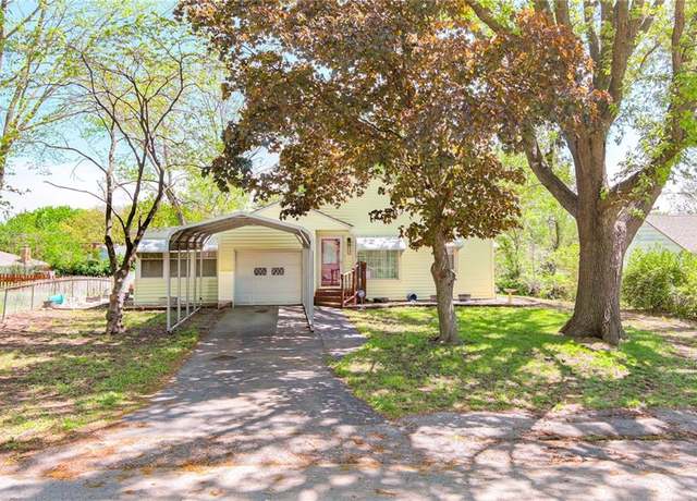 Property at 4649 N Kansas Ave, Kansas City, MO 64117, 2 beds, 2 baths