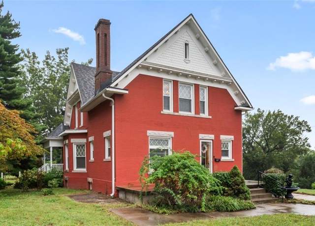 Property at 1287 Southwest Blvd, Lexington, MO 64067, 4 beds, 3 baths