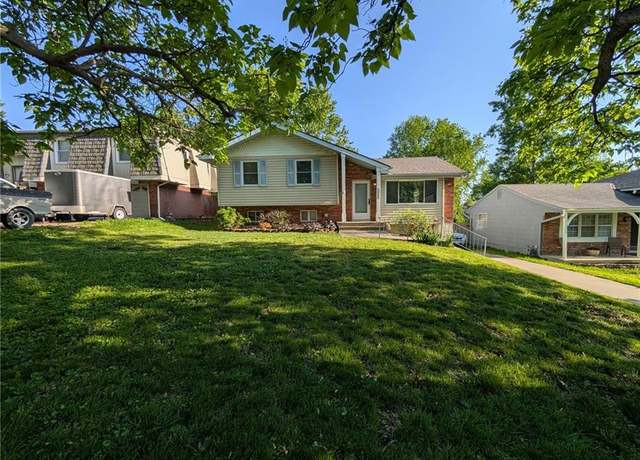 Property at 1309 NW 66th Ter, Kansas City, MO 64118, 3 beds, 1.5 baths