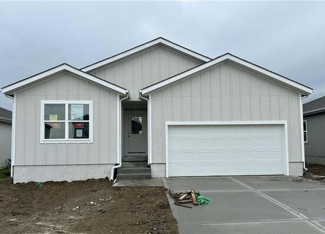 Property at 17756 Houston St, Gardner, KS 66030, 3 beds, 3 baths