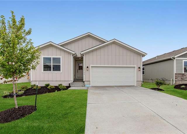 Property at 17756 Houston St, Gardner, KS 66030, 3 beds, 3 baths