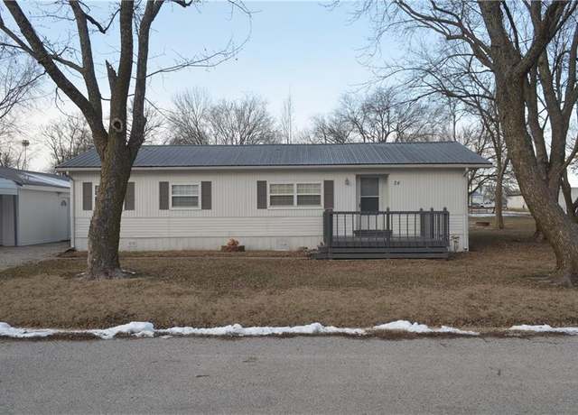 Property at 24 W 2nd St, Adrian, MO 64720, 3 beds, 1 bath
