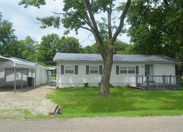 Property at 24 W 2nd St, Adrian, MO 64720, 3 beds, 1 bath