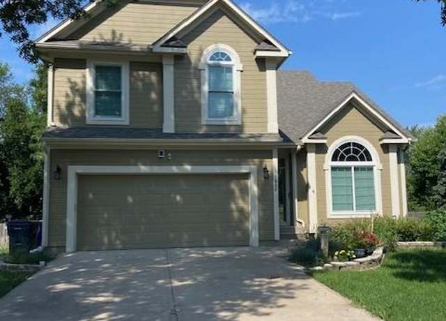 Property at 11934 S Monroe St, Olathe, KS 66061, 4 beds, 2.5 baths