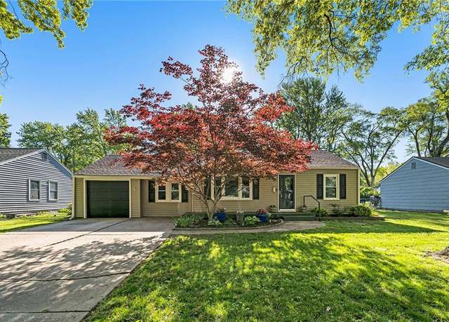Property at 7521 Newton St, Overland Park, KS 66204, 2 beds, 1 bath