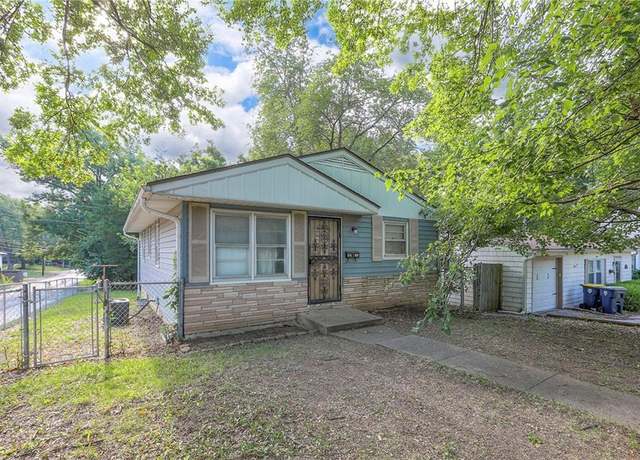 Property at 8901 Mcgee St, Kansas City, MO 64114, 2 beds, 1 bath