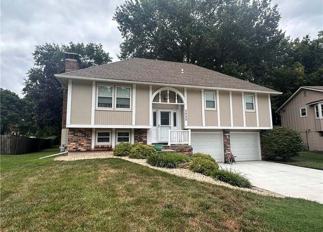 Property at 2925 Iva Dr, Independence, MO 64057, 3 beds, 2 baths