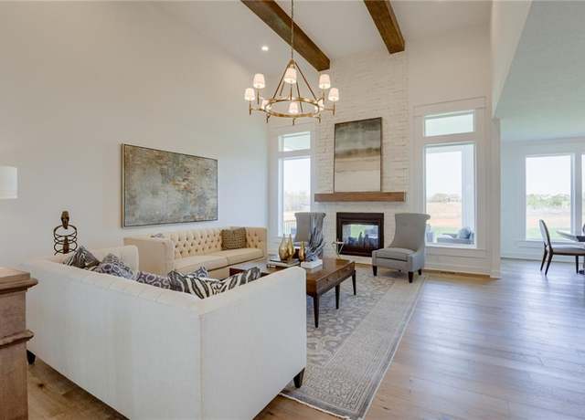 Property at 17909 Manor St, Overland Park, KS 66085, 5 beds, 4.5 baths