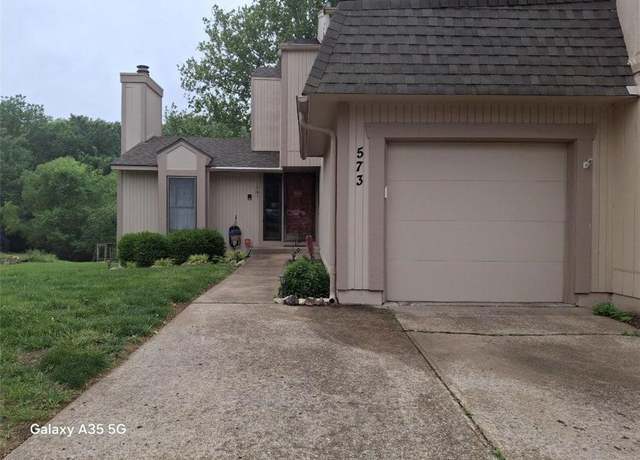 Property at 573 NW Valleybrook Rd #4, Blue Springs, MO 64014, 2 beds, 2.5 baths