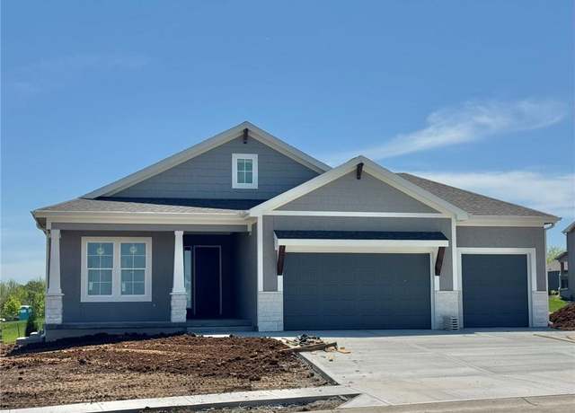 Property at 24919 W 145th St, Olathe, KS 66061, 4 beds, 3 baths