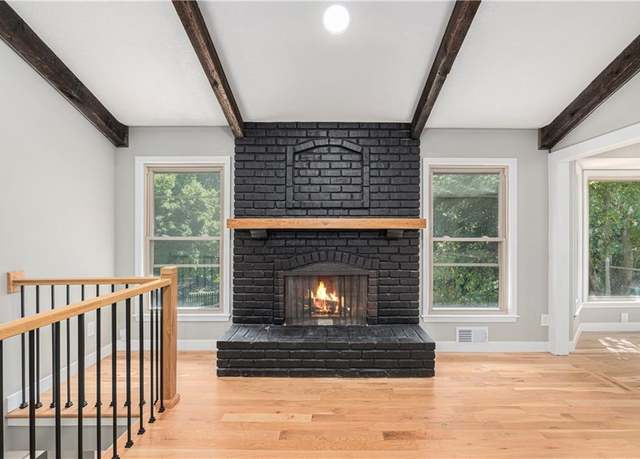 Property at 11205 E 74th St, Raytown, MO 64133, 5 beds, 3 baths