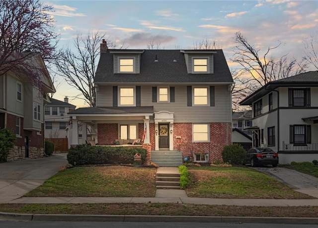 Property at 6034 Brookside Blvd, Kansas City, MO 64113, 5 beds, 2.5 baths